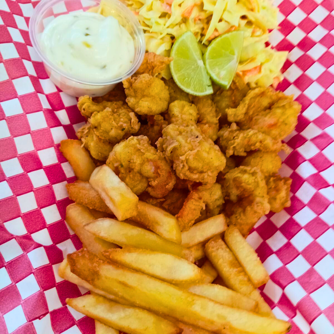 4 Platos Fuertes de 5 Opciones a elegir + 4 Sopas de Pescado + 4 Bebidas por $30 en Pescao y Limón