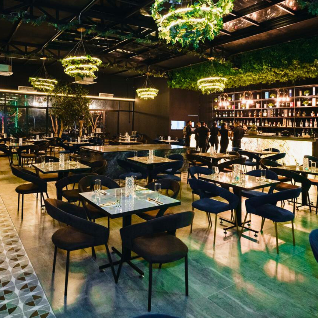 All You Can Eat de Sushi + 2 Copas de Sangría para 2 Personas por $35 en Paradiso Rooftop