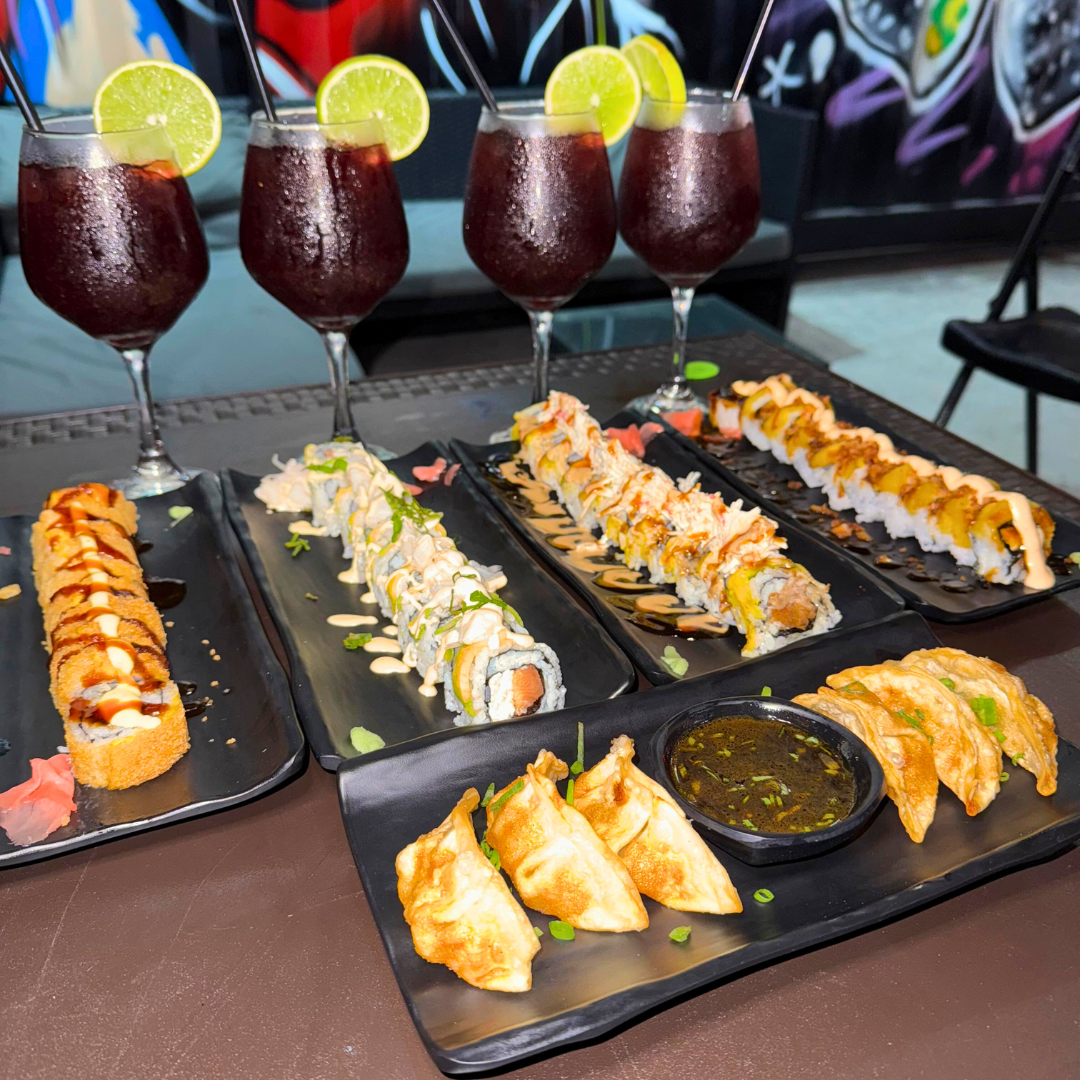 Paga $25 y Consume $50 en todo el menú de comidas y bebidas en Sushi Street