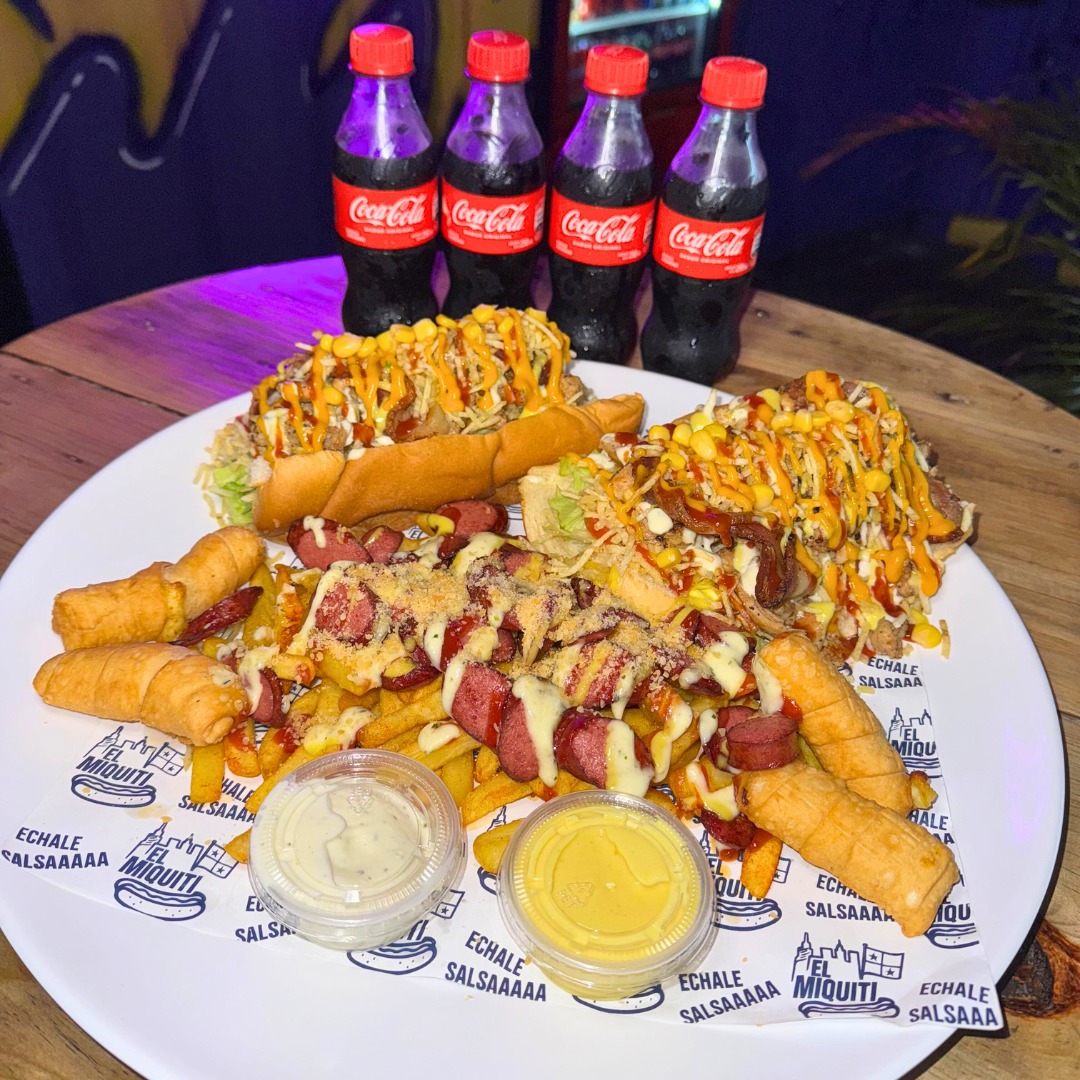 2 Pepitos + 1 Salchipapa + 4 Tequeños + 4 Bebidas por solo $15 en El Miquiti