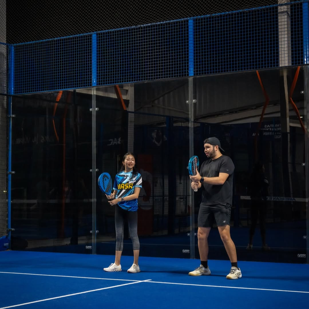 Alquila tu Cancha de Pádel por 90 Minutos por $15 en Panamá Pádel Academy Brisas del Golf