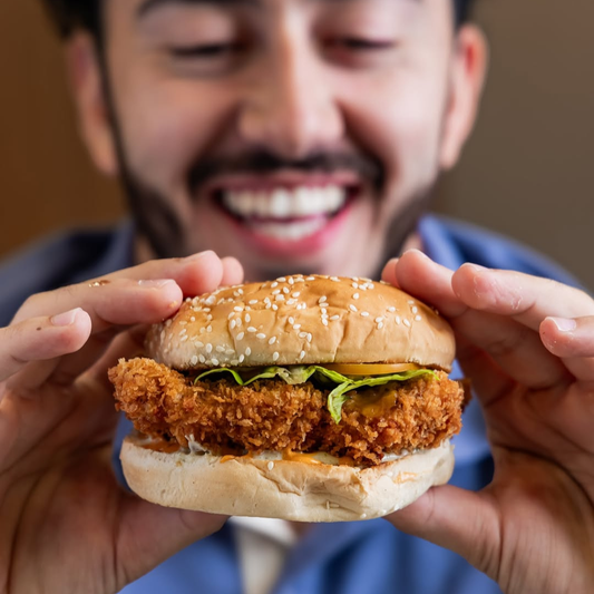 2 Platos Principales + 2 Refrescos + 2 Copas de Helado por solo $18 en Valenti’s!