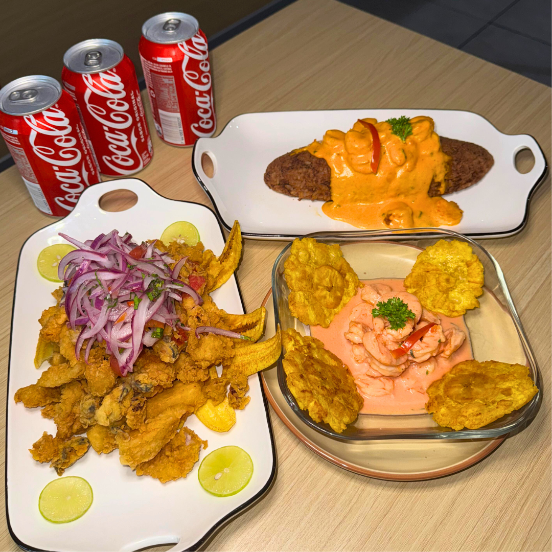 Jalea de Mariscos + Cóctel de Camarones + Tacu Tacu en Salsa de Camarones + 3 Sodas por $30 en Rico Sabor del Perú