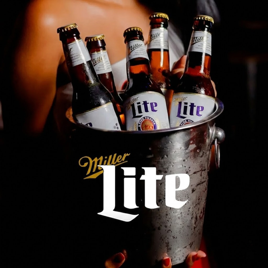 30 Wings + 2 Cubetazos de Cervezas Miller Lite por $25 en Q' Paso Ayer