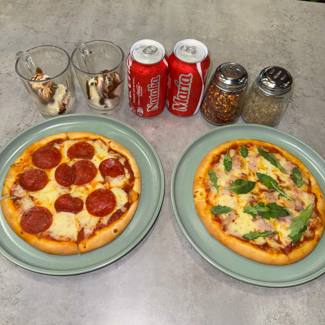 2 Pizzas Personales + 2 Sodas o Refrescos + 2 Helados por $13 en Valenti's Pizzeria y Restaurante