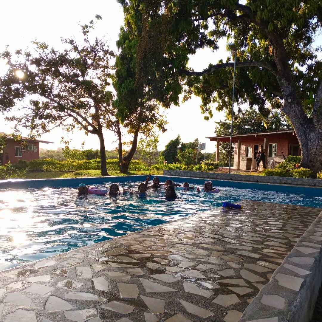 Estadía de 1 Noche y 2 Dias hasta 7 Personas desde $91 en Hotel Cabañas Casita La Ermita