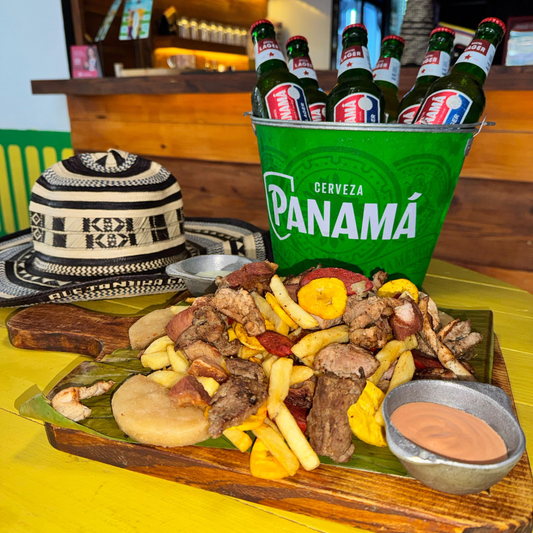 Picada Antioqueña + Cubetazo de Cervezas Panamá por solo $18 en Locombia