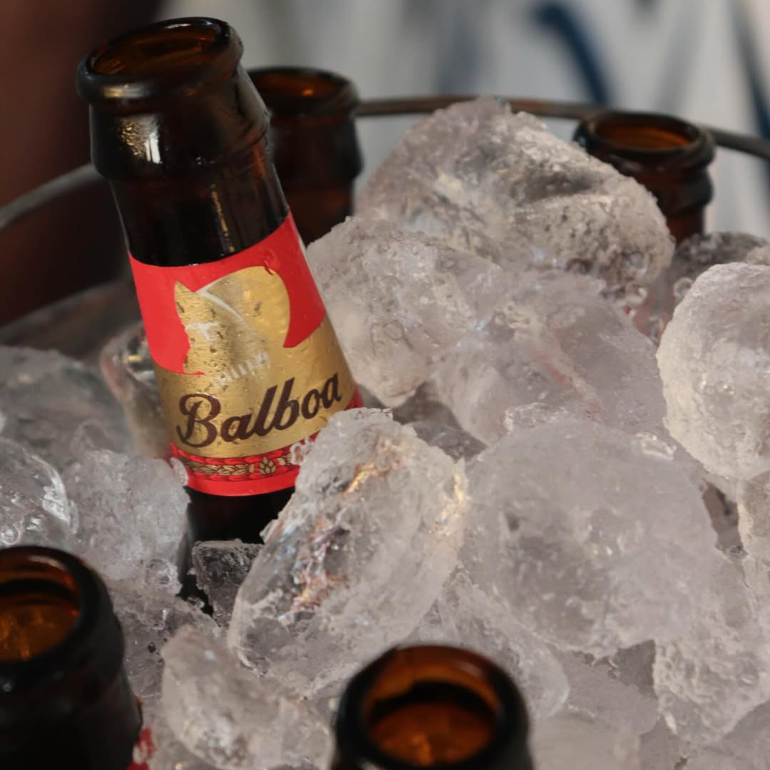 Picada de Mar + 4 Cervezas Nacionales por $25 u Opción con Cubetazo de Cervezas por $27 en Praia Veracruz