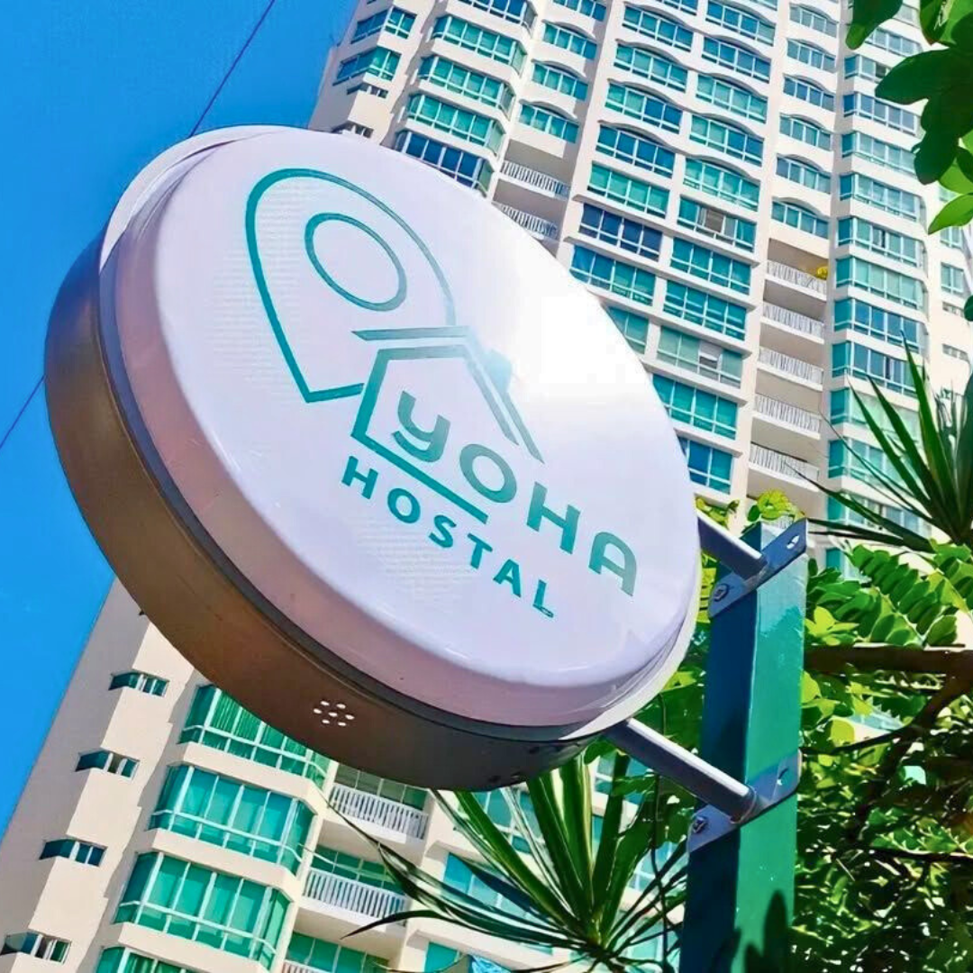 Pasadía con Piscina para 2 personas + Cubetazo Nacional por $20 en Yoha Hostal