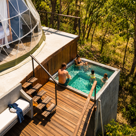 Estadía en Alaya Panama con Desayuno, Vino y Opción con Piscina Privada desde solo $250