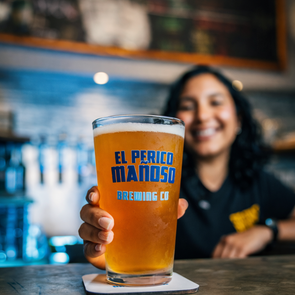 Cata de 4 Cervezas Artesanales + Vaso Pinta por solo $10 en El Perico Mañoso