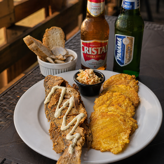 2 Pescados Enteros + Entrada de Almejas + 2 Bebidas por solo $15 en Cevifruitt
