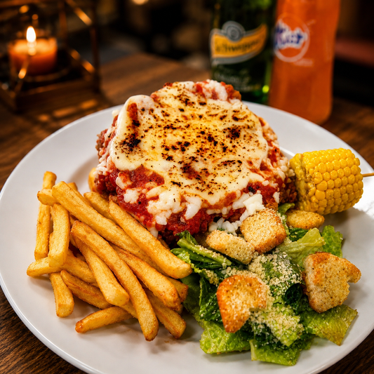 2 Platos de Pollo a la Parmigiana + 2 Bebidas por solo $15 en Alitas Salvajes Pub