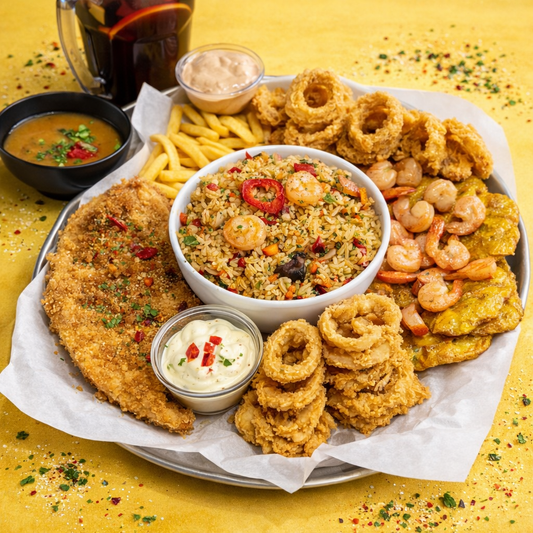Bandeja de mariscos completa + Bebida a elegir por solo $25 en Alitas Salvajes Pub
