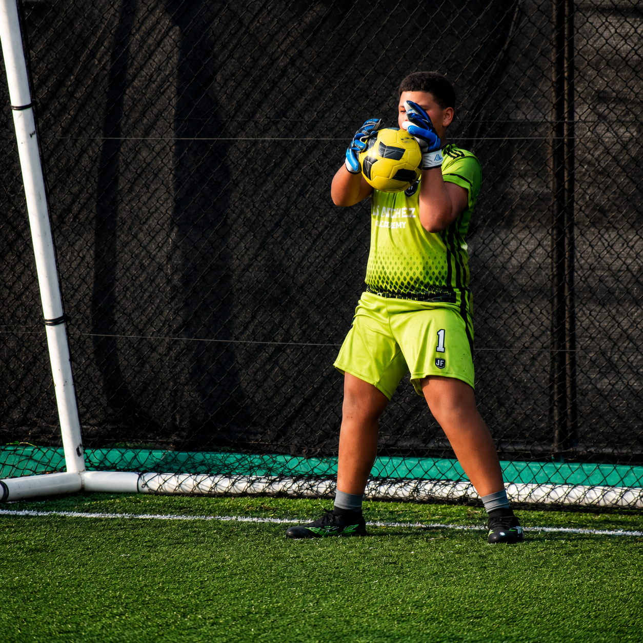 1 Mes de Entrenamiento de Fútbol para Niños y Jóvenes desde Sub6 hasta Sub16 por $25 en Sánchez Soccer Academy