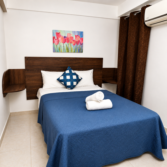 Pasadía para 2 Personas + Habitación + Almuerzo + Piscina por solo $51.50 en Hotel Pacific Coast