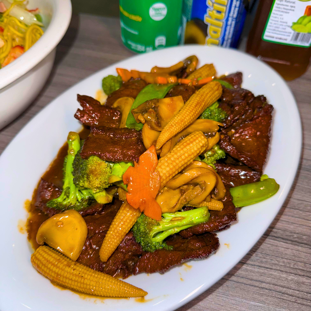 Pagas $12 y consumes $20 en el Menú de Comidas y Bebidas en Guerrero Xian