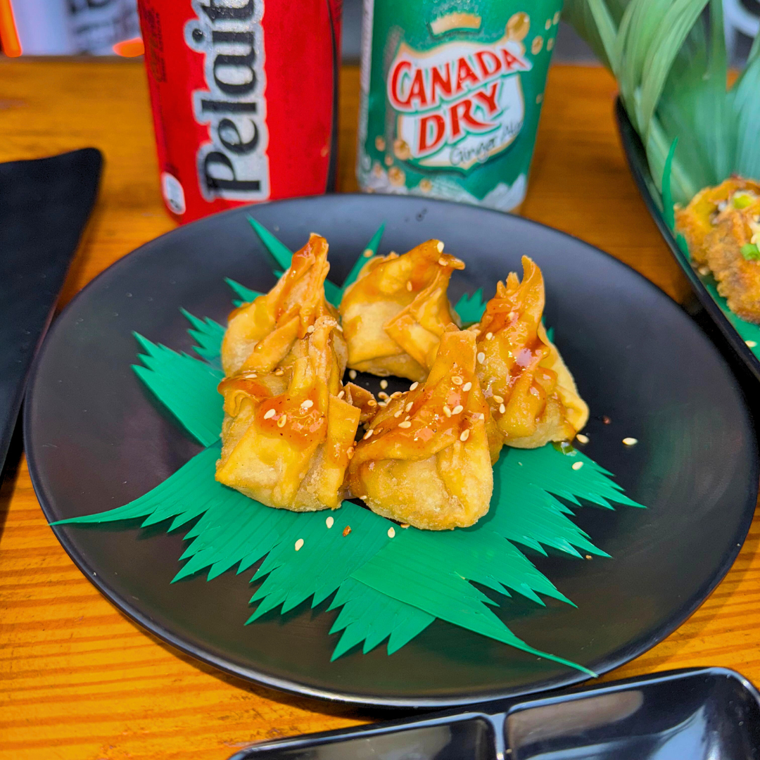 2 Sushis Premium del Menú + 1 Entrada de Wantones + 2 Bebidas por $12 en Idaco Sushi