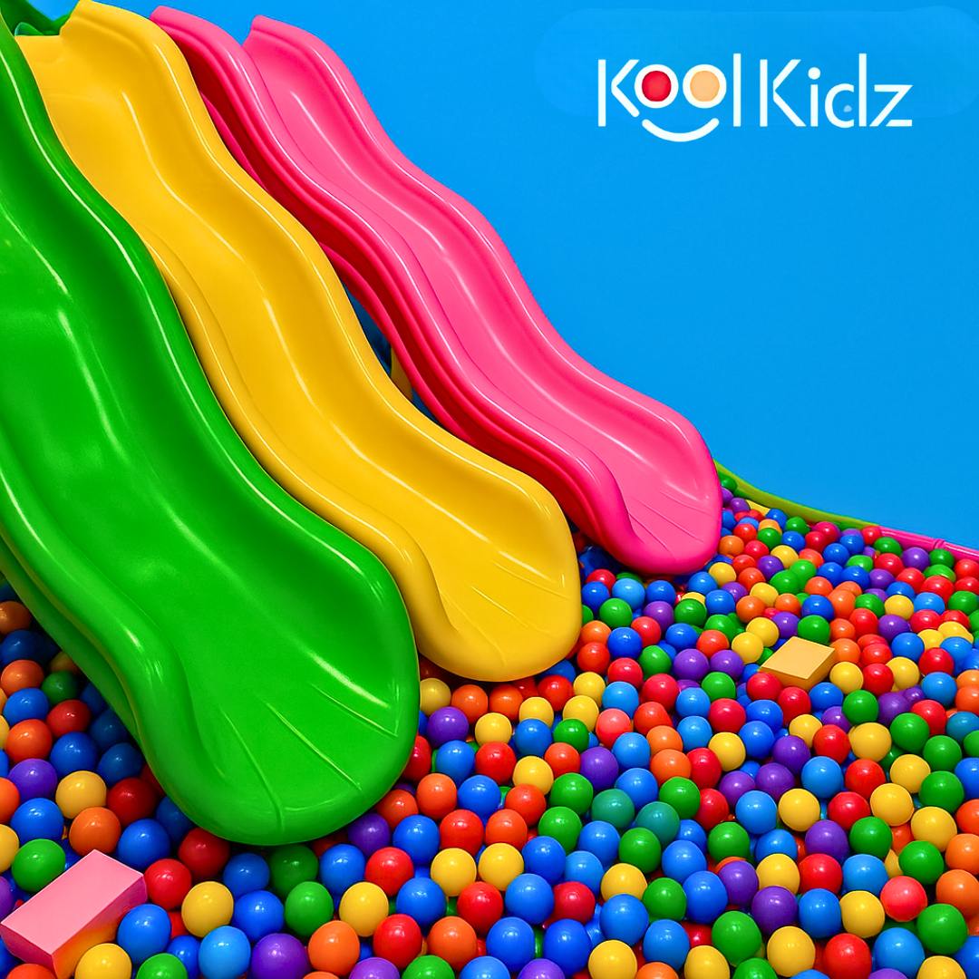 Juega Sin Límite de Horas + 2 Snacks para 2 Niños por $12 en Kool Kidz