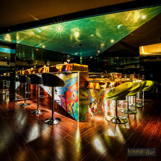 Paga $10 y consume $20 en comida y bebidas en Exe Lounge Bar by Exe Oriental