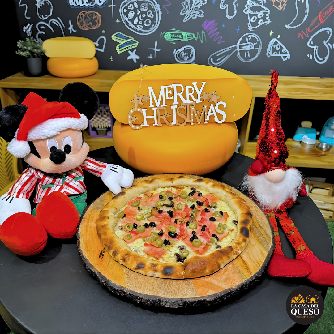 ¡2x1 en Pizza Pan de Jamón Navideño por $9.99 en La Casa del Queso!