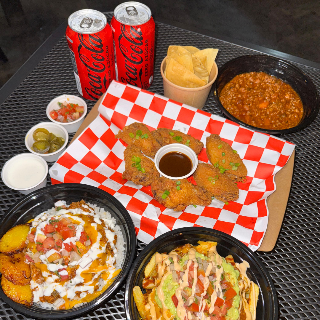 2 Chilis Bowls a Elegir + 5 Wings + 2 Sodas por $10 en Chilli Republic