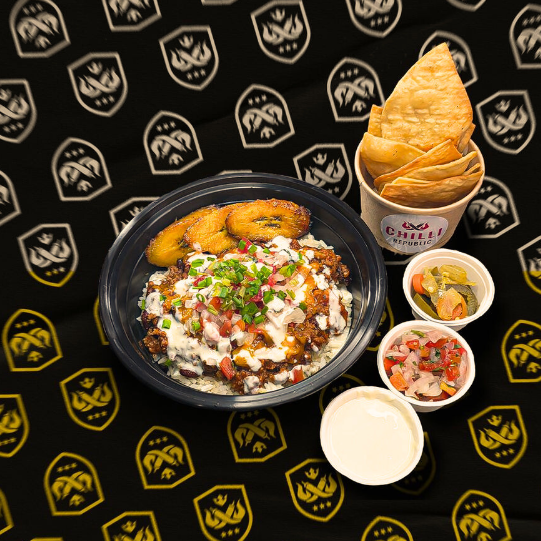 2 Chilis Bowls a Elegir + 5 Wings + 2 Sodas por $10 en Chilli Republic