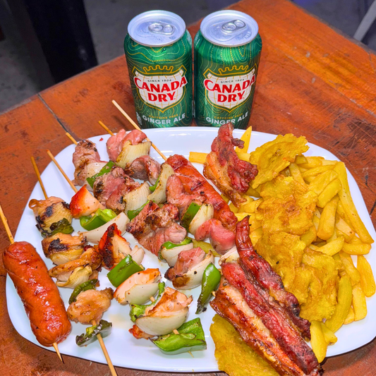Parrillada de Pinchos Mixtos + Costillas de Puerco + 2 Bebidas por $10 en El Chuzo