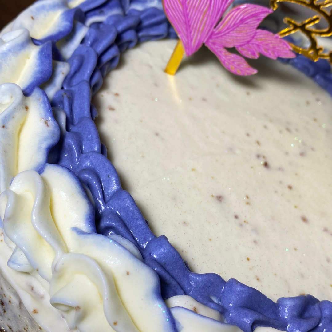 Pastel Personalizado + Cupcakes o Galletas GRATIS y Delivery Incluido desde $25 en Dulces Kay