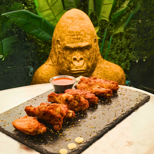Paga $20 y Consume $40 en Comidas y Bebidas de Todo el Menú en Jungle Restaurant