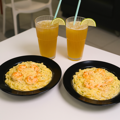 ¡2 Platos de Pasta con Camarones o Salmón + Pan con Ajo y 2 Bebidas por solo $18 en Bear Munchies!