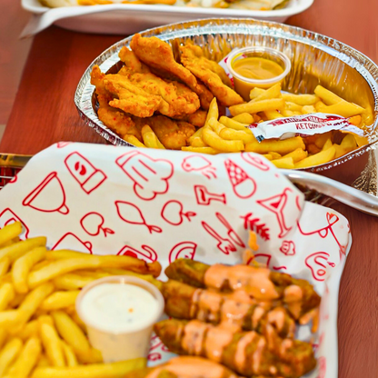 5 Wings o Boneless + Papas Fritas + Salsa a Elegir u Opción de 7 Wings o Boneless desde $4.25 en Wild Wings Pty