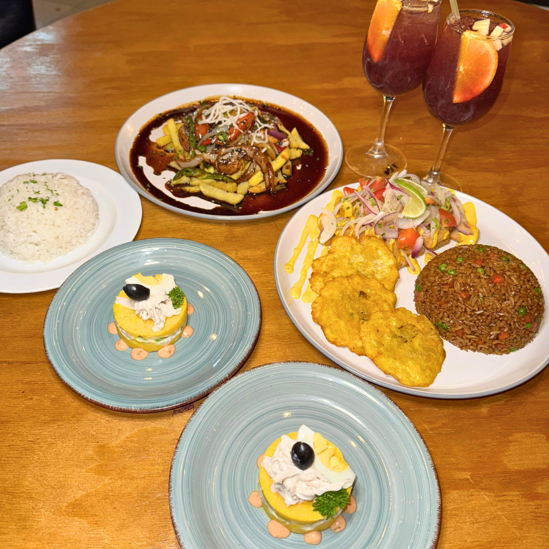 2 Platos Fuertes + 1 Entrada de Causa Peruana Para Compartir + 2 Bebidas por $15 en Bocca Lima
