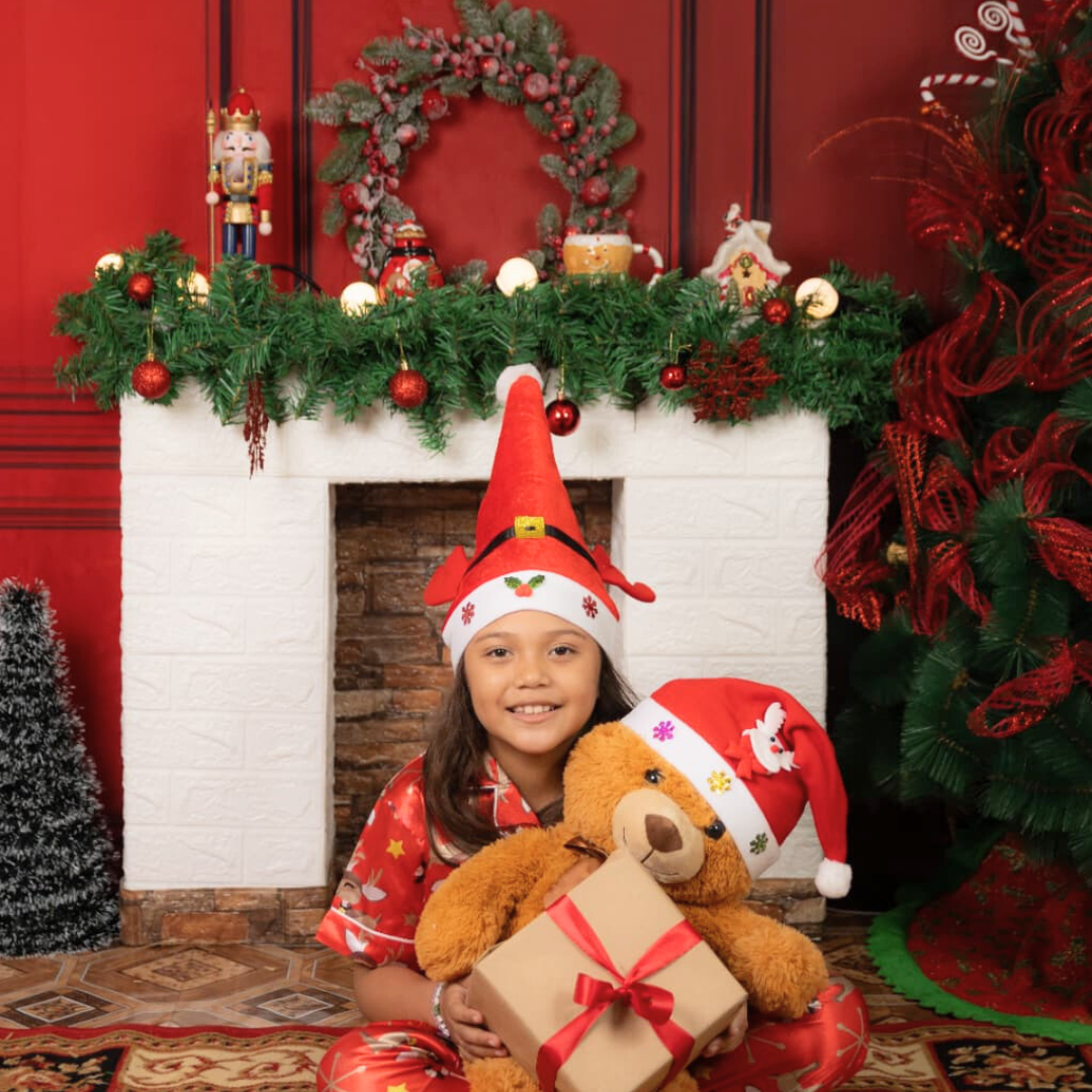 Sesión Fotográfica Navideña para 2 Personas + 5 Fotos Editadas por solo $59 en Otowa Fotografía