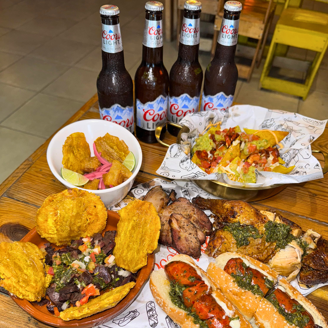6 Platos de Carnes Ahumadas para Compartir + 4 Cervezas o Sodas por $30 en Mr. Meats