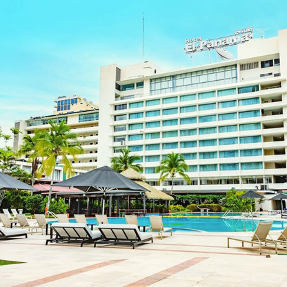 Experiencia Grand Stay con Desayuno Buffet + Cena Buffet + Uso de las instalaciones para 2 personas por $140 en Hotel El Panamá