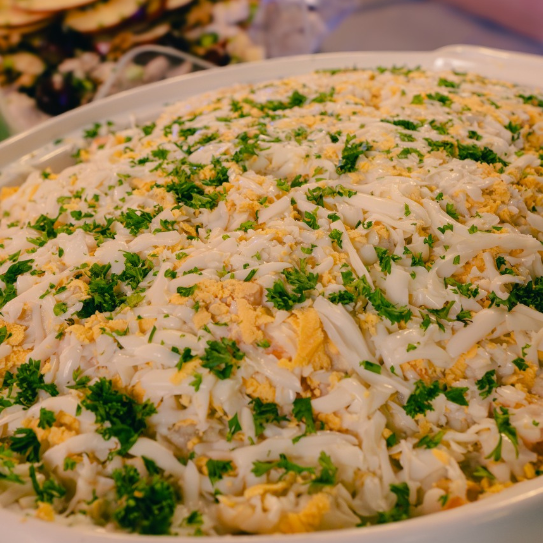 Cena de Año Nuevo con Buffet + Open Soft Drinks por solo $36 en Hotel Albrook Inn