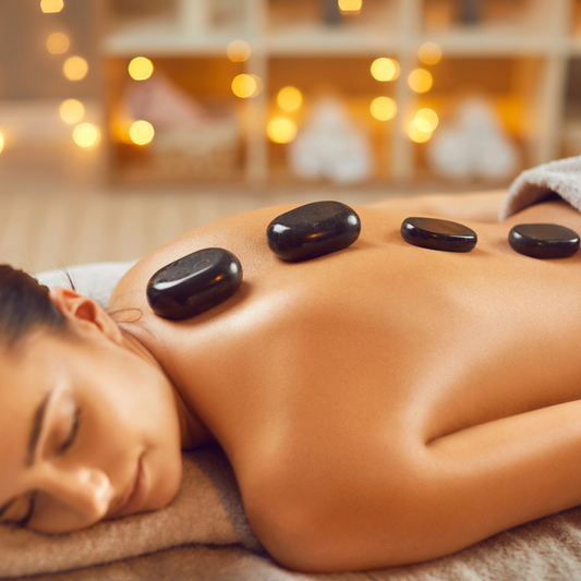 Paquete de Masaje Relajante + Exfoliación + Piedras Calientes desde $14.99 en Spa Amarás Tu Cuerpo