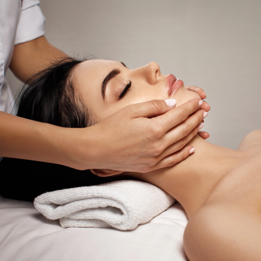 Limpieza Facial Completa con Masaje Craneofacial por solo $20 en Spa Amarás Tu Cuerpo