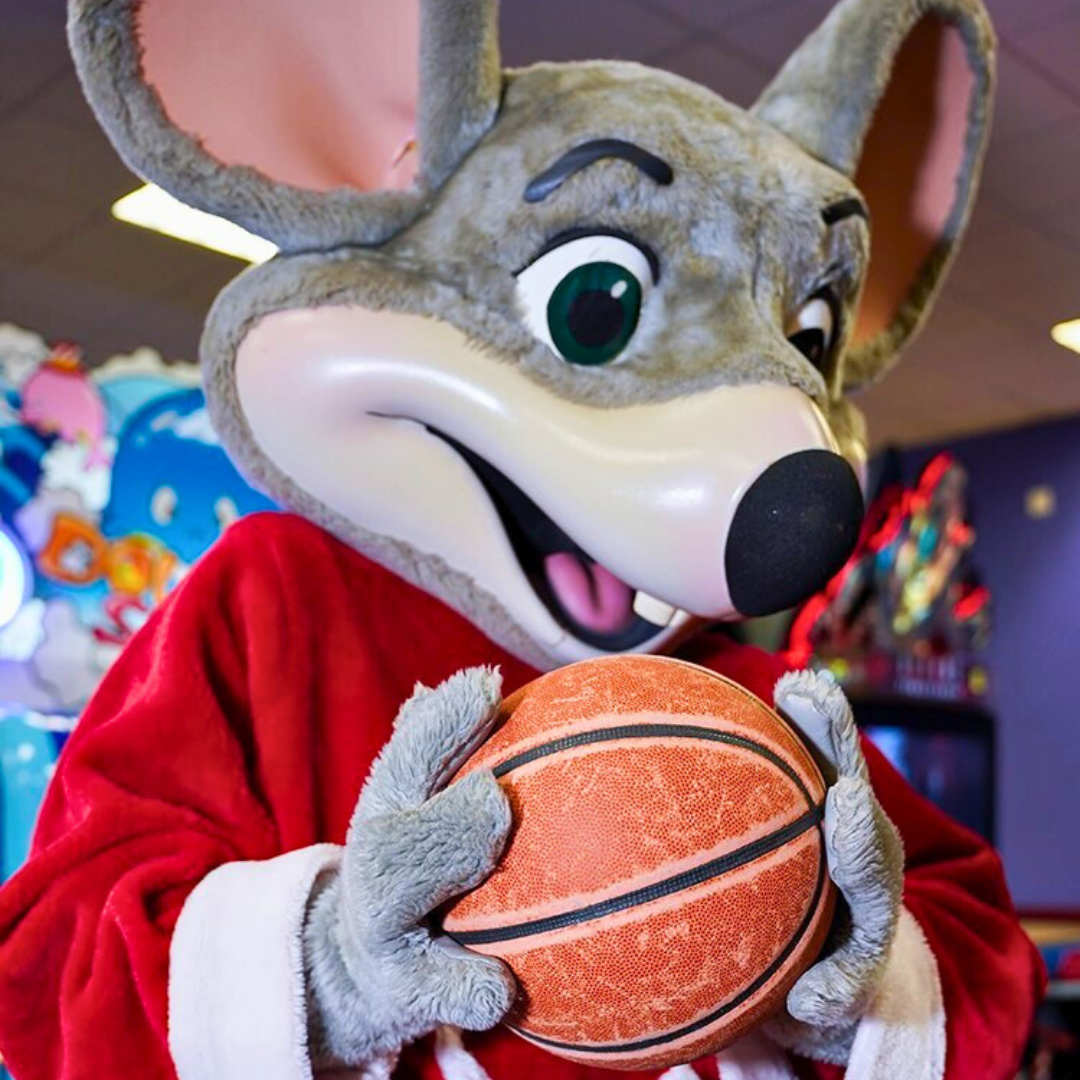 2 Horas de Juegos Ilimitado para 2 personas + 1 Pizza Regular + 40% Off en HBD por $15 en Chuck E. Cheese's de Multiplaza