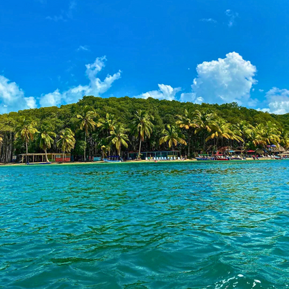 Escápate a Bocas del Toro con Estadía + Tour de Islas para 2 personas desde $115 con Econotour Panamá