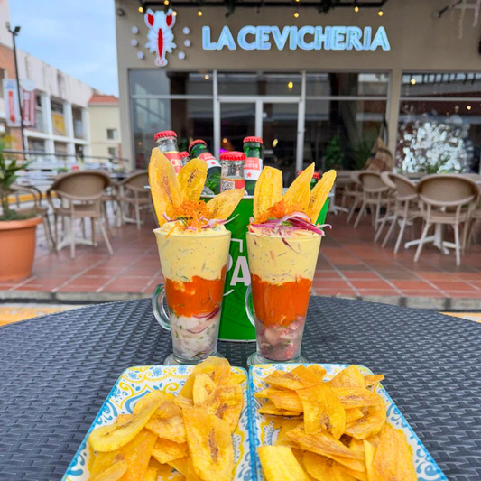 2 Ceviches 3 Tonos Grandes + 2 Bebidas u Opción con Cubetazo Nacional desde $20 en La Cevichería