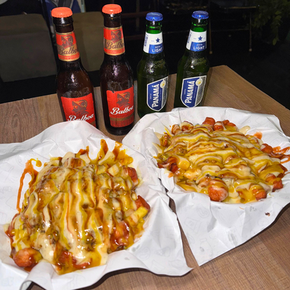 2 Salchipapas Signature + 4 Sodas o Cervezas por $15 en Asados La Loca del Cuero