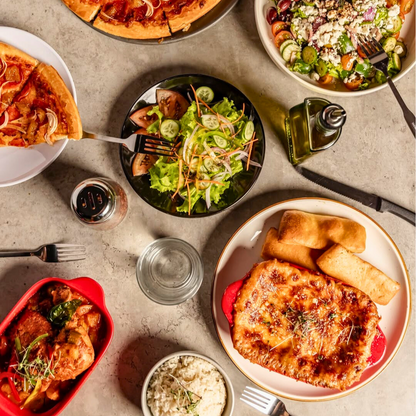3 Platos Fuertes a Elegir + 3 Bebidas + 3 Copas de Helado o Café por $24 en Valenti's