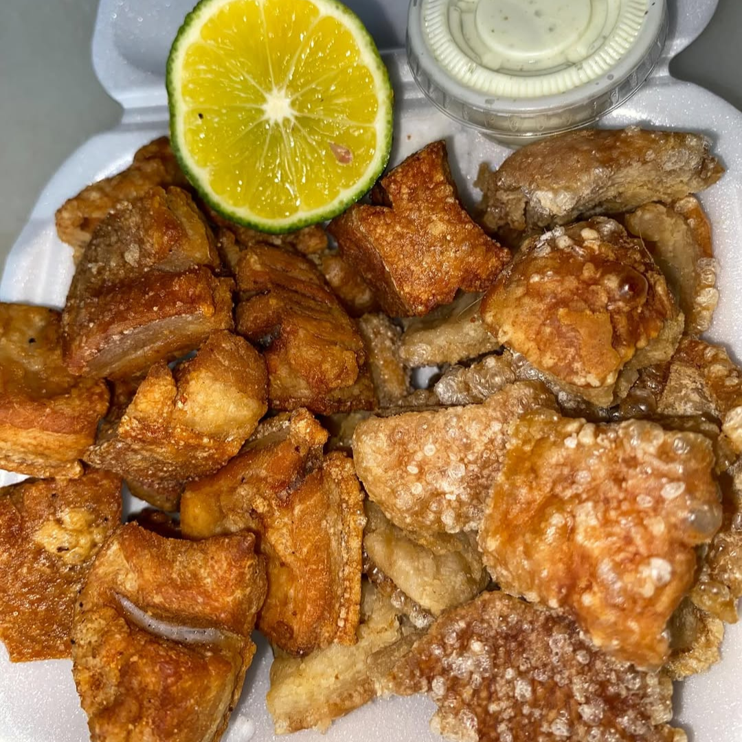 ¡Paga $20 y consume $40 en el menú de comidas y bebidas de Chicharrones Panamá!