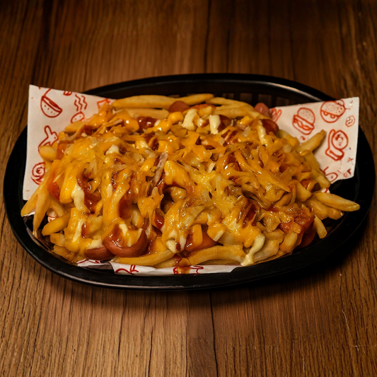 50% OFF en Salchipapa Salvaje a solo $3.25 en Alitas Salvajes Pub