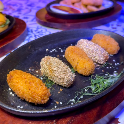 Paga $30 y consumes $60 en el menú de comidas y bebidas en OH! Gastro Bar