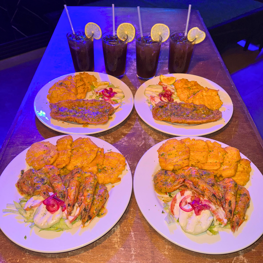2 Platos de Langostinos + 2 Platos de Pescado + 4 Limonadas por solo $30 en Atlantis