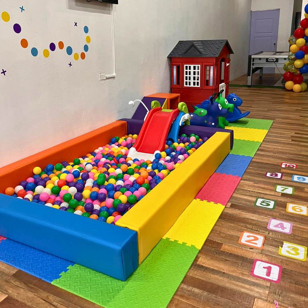 Juego por tiempo Ilimitado + Popcorn con Soda para 2 niños por $15 en The Fun Factory