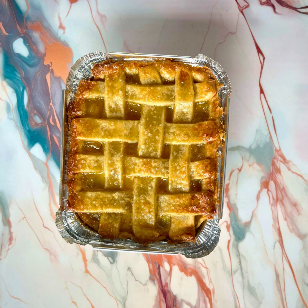 Pie de Pollo de 10 Pulgadas + Caja de 4 unidades de Pies (Limon, Manzana o Piña) desde $15 en Paisazo
